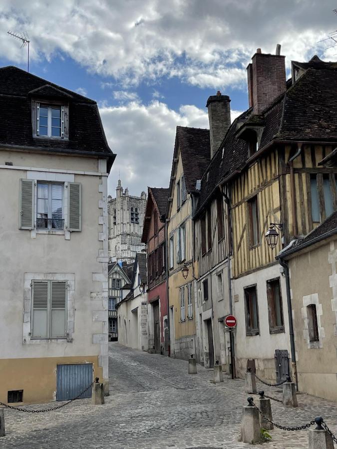 Appartement Le Paul Bert Auxerre Les Quais 2 Personnes المظهر الخارجي الصورة